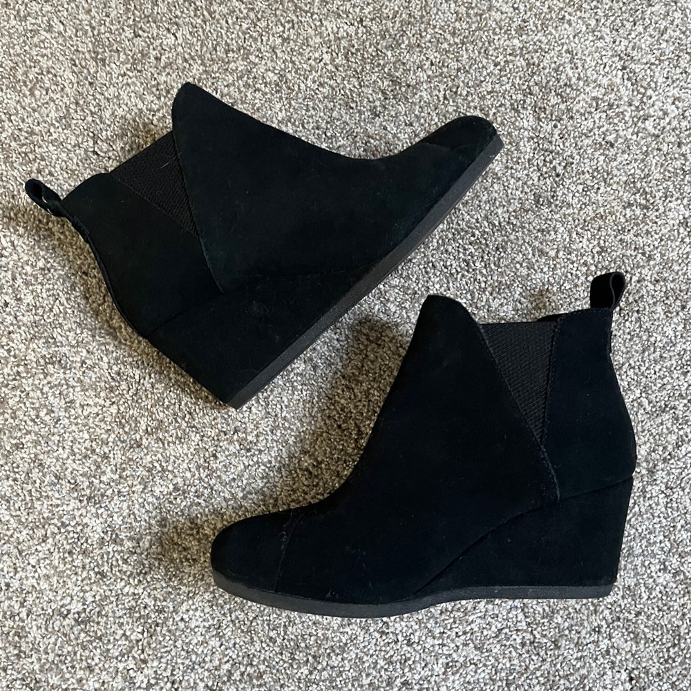 Toms Black Suede Wedge Ankle Boots